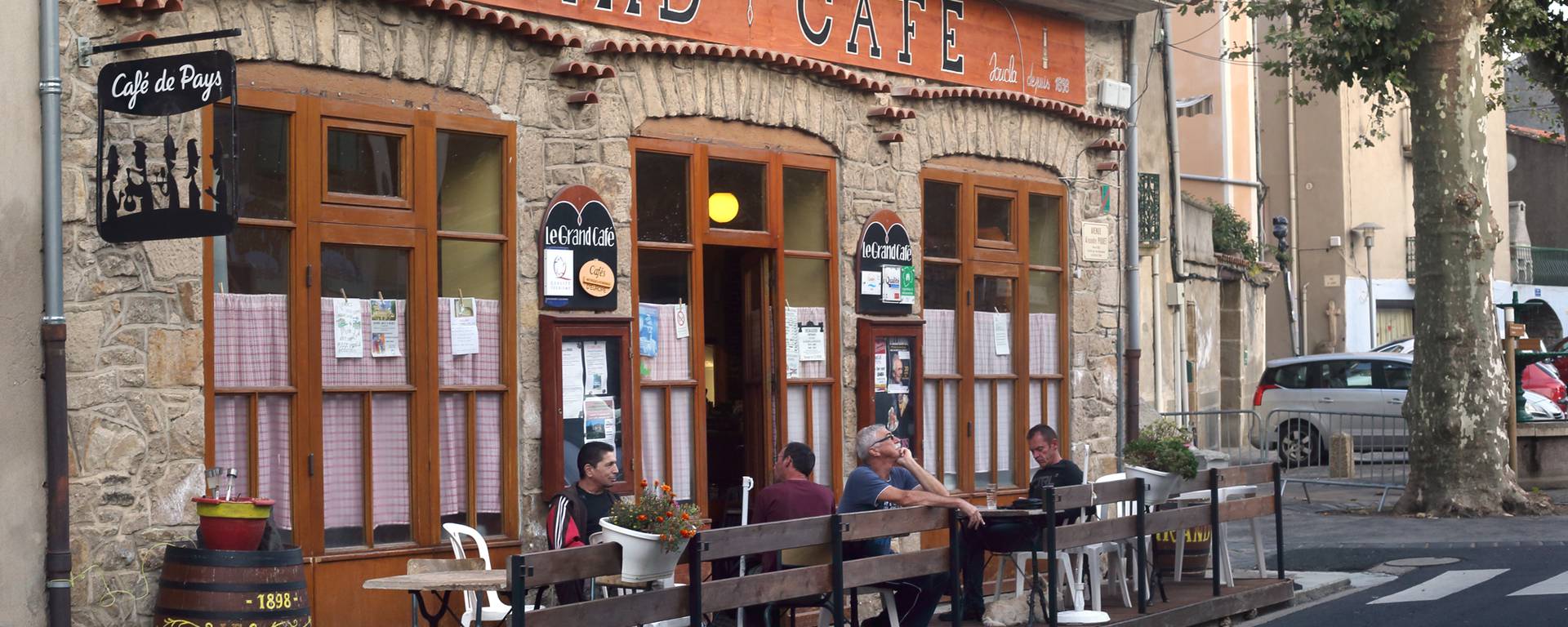 Traditional café, Pays d'Art et d'Histoire Haut Languedoc et Vignobles