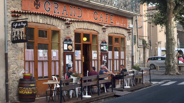 Café de Pays à Camplong ©G.Souche