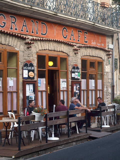 Country café at Camplong ©G.Souche