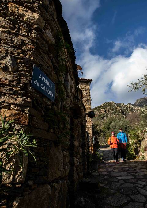 Hikers in Caroux Mountains ©G.Souche